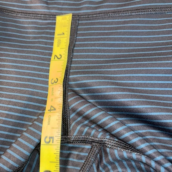 Lululemon Wunder Under Pant (Hi-Rise) - Picture 4 of 9